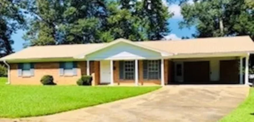 1936 Longwood Drive Jackson, MS 39212