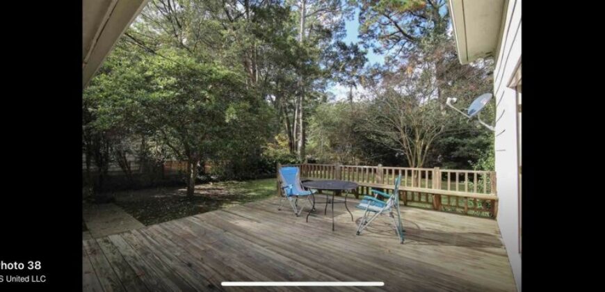 4179 Ridgewood Road, Jackson, MS