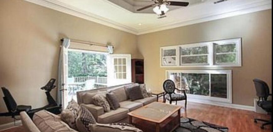 4179 Ridgewood Road, Jackson, MS