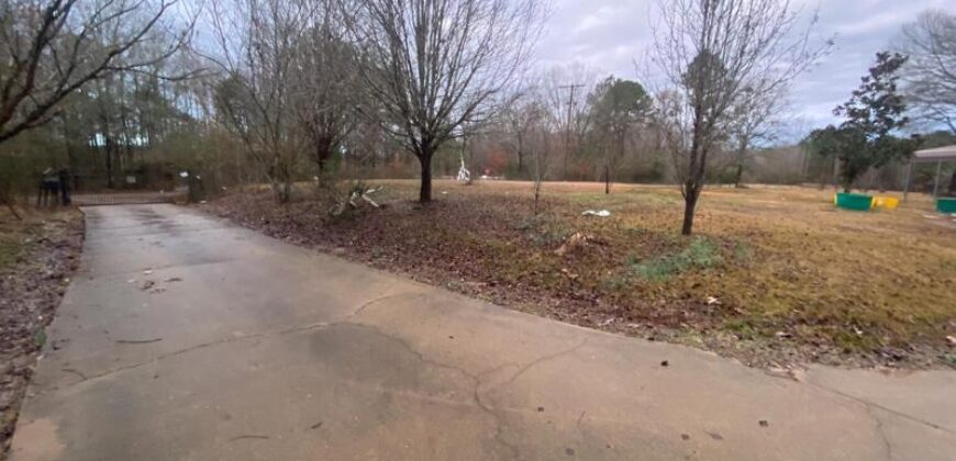 650 Potluck Road Canton, MS 39046