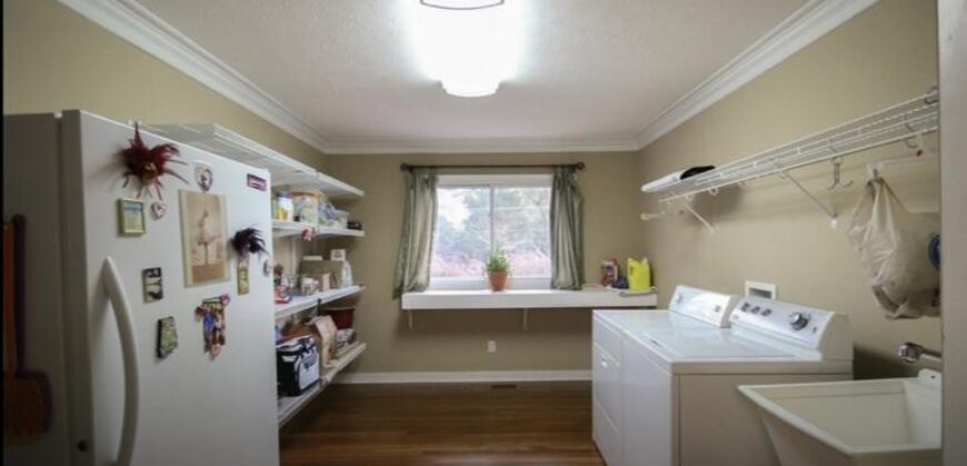 4179 Ridgewood Road, Jackson, MS
